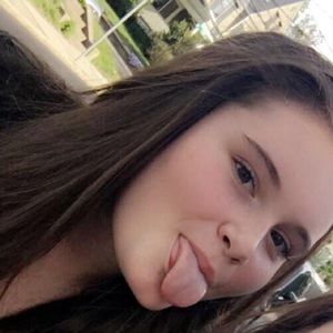 Meet your Posher, Maeve